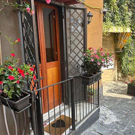 Petite Suite Nápoles Exterior foto